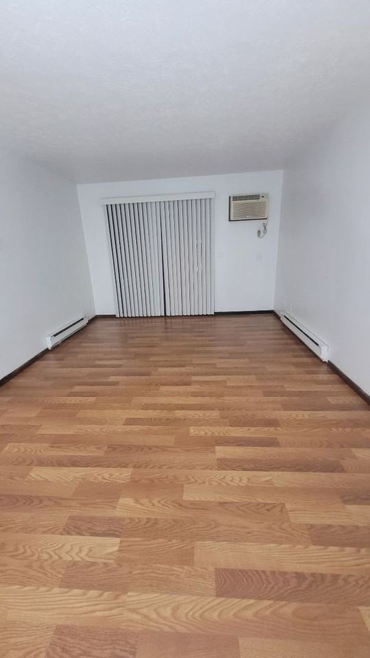 Governor's Dr 4529 Apartments 4529 Governors Dr, Rockford, IL 61109 Zumper