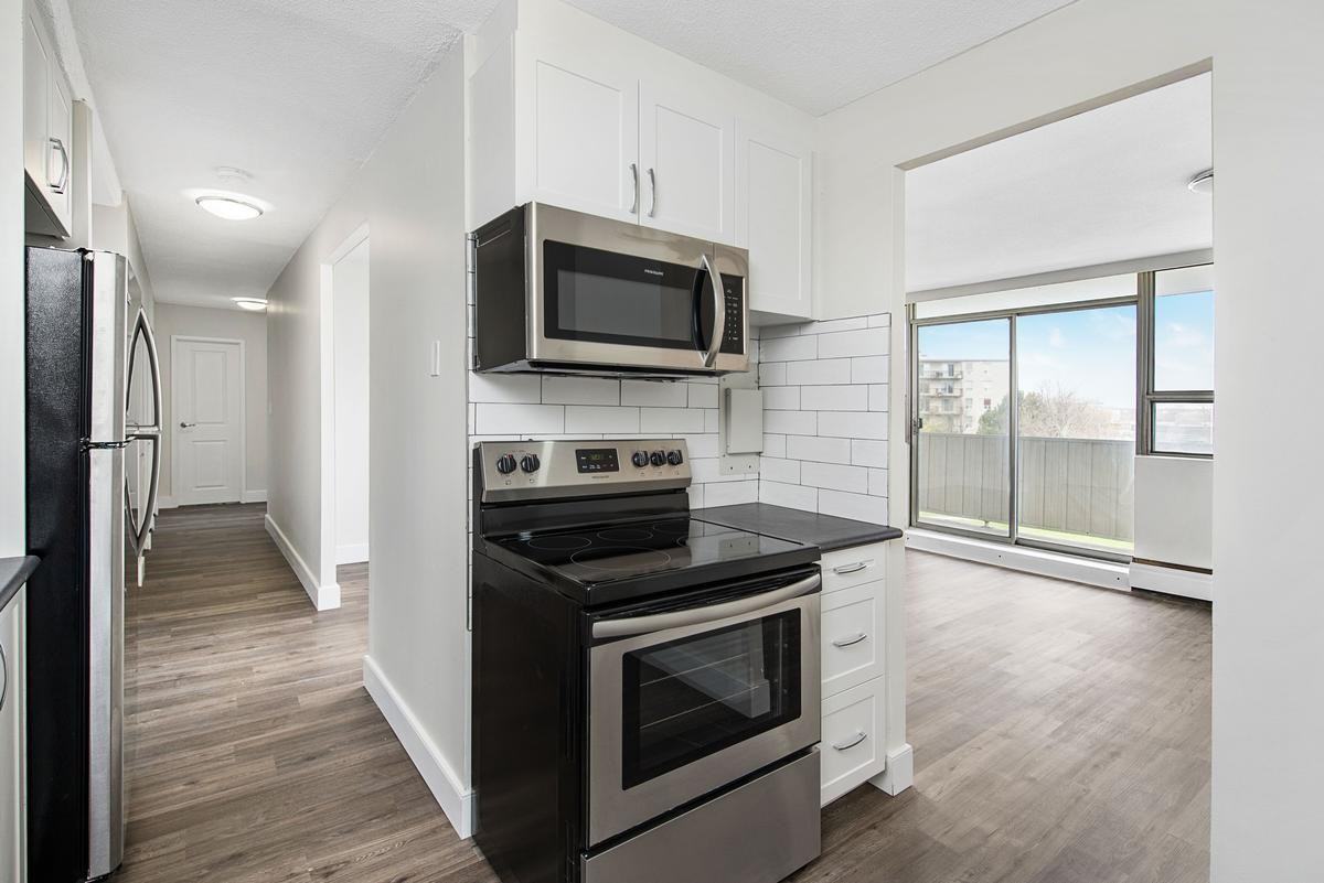 Westwinds I & II Apartments 131 Westwind 11 Apts., Kingston, ON K7M