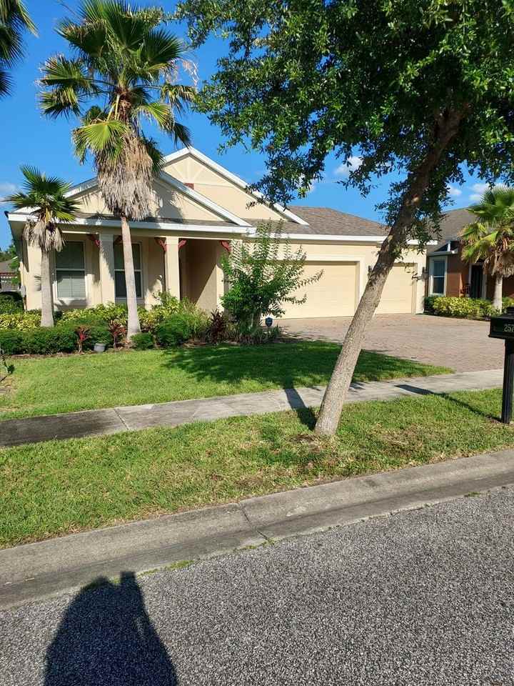 257 Birkdale Dr, Daytona Beach, FL 32124 4 Bedroom House for 2,900