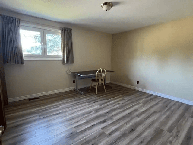 203 Robert Wallace Drive, Kingston, ON K7M 1Y3 5 Bedroom House for