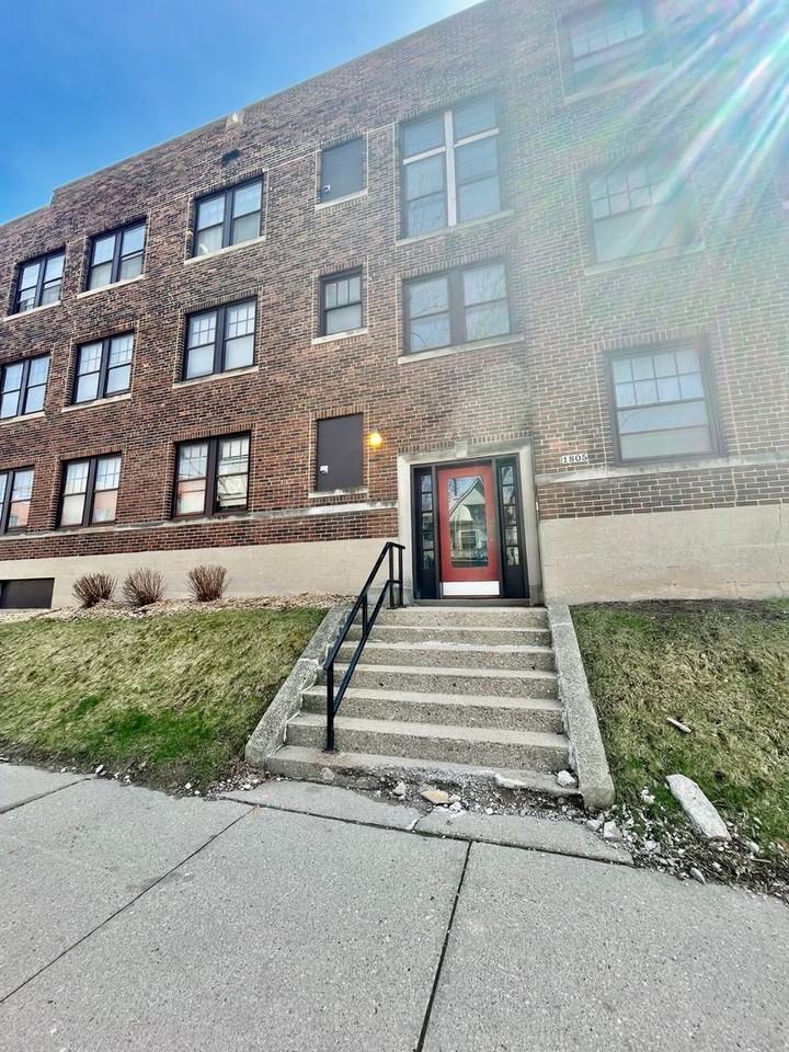 1805 E Park Pl. Apartments 1805 E Park Pl, Milwaukee, WI 53211 Zumper