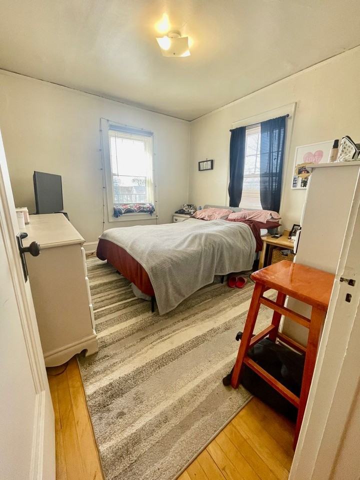 1805 E Park Pl. Apartments 1805 E Park Pl, Milwaukee, WI 53211 Zumper