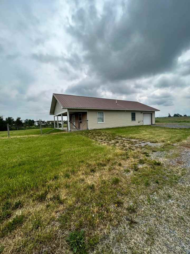 29172 Martin Rd N, Evans Mills, NY 13637 2 Bedroom House for 1,550