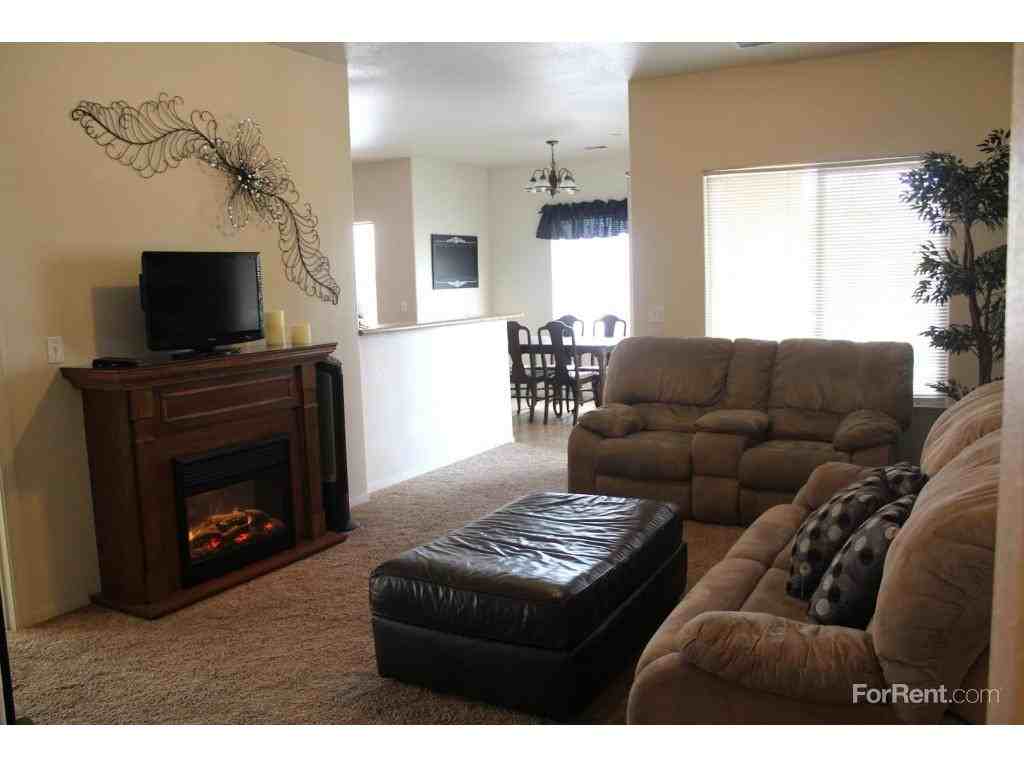 Granville Apartments 2908 Willowbrook Dr, Merced, CA 95348 Zumper