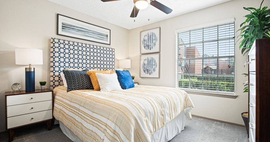 Oaks of Lewisville Apartments 200 Oak Knoll Cir, Lewisville, TX 75067