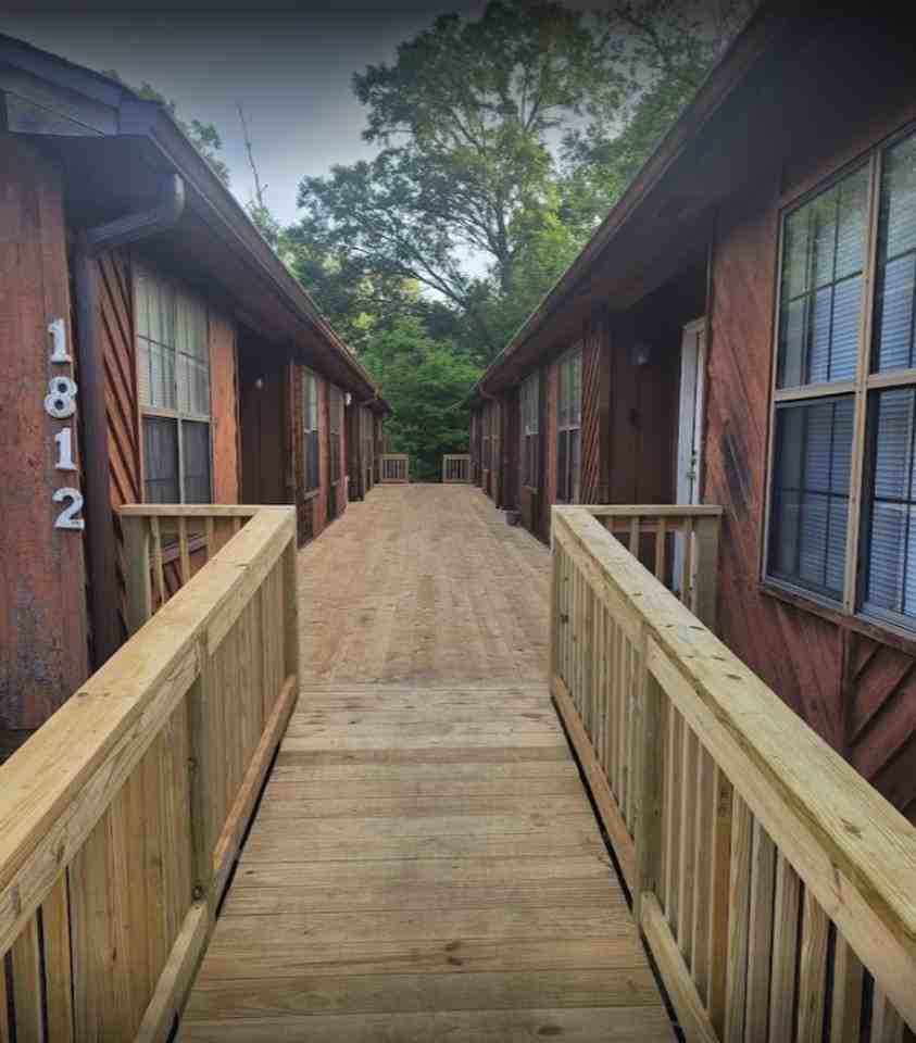 1812 W Tharpe Street Apartments 1812 W Tharpe St, Tallahassee, FL