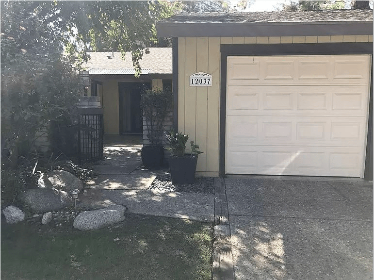 12037 Davis Cup Dr, Bakersfield, CA 93306 1 Bedroom Condo for 900