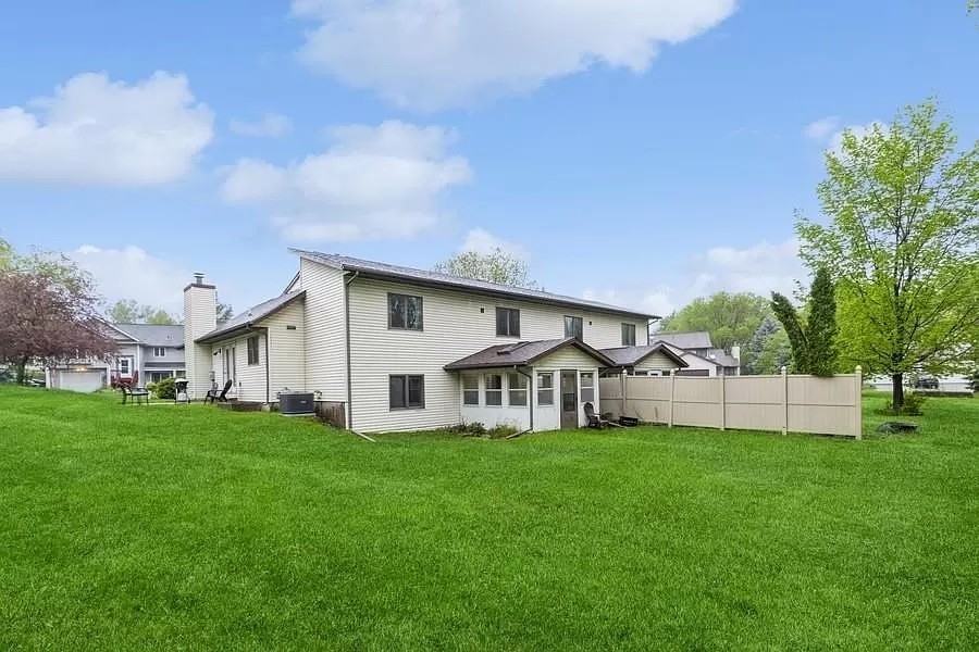 1937 Plaen View Dr, Iowa City, IA 52246 3 bedroom House Rental Zumper