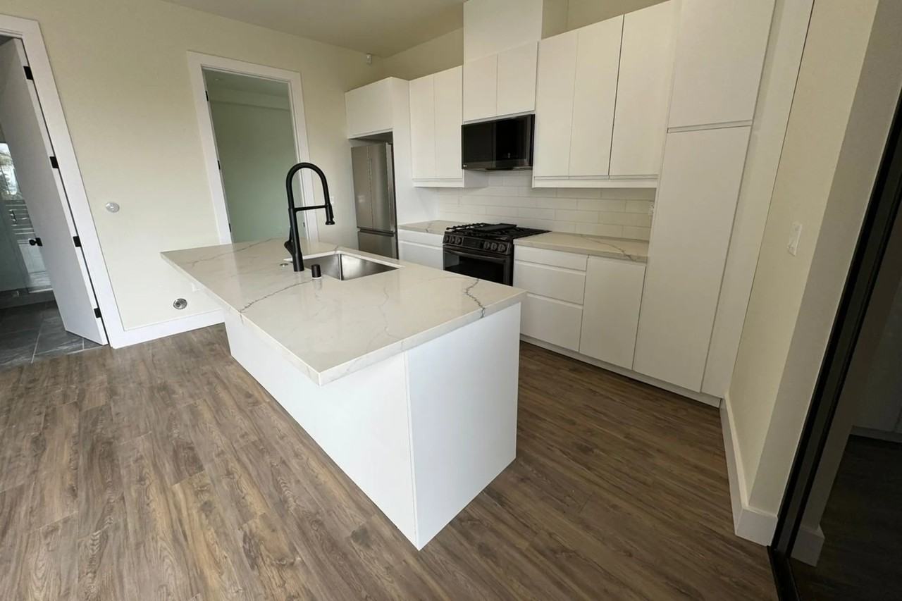 Balboa Vista Dr, San Diego, CA 92105 2 Bedroom Apartment for 3,695