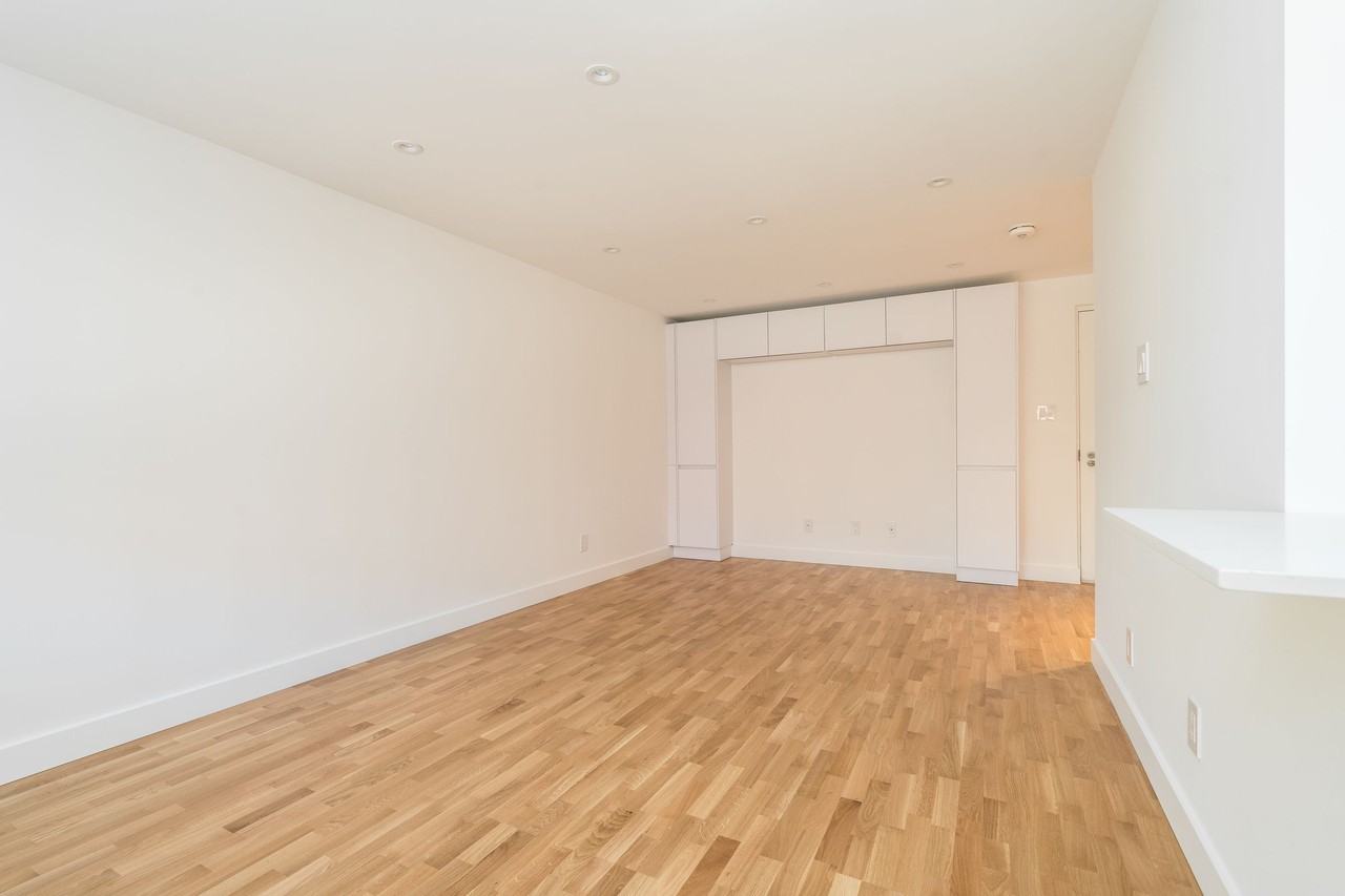 5556 Eccleston Drive Apartments 55 Eccleston Dr, Toronto, ON M4A 1L1