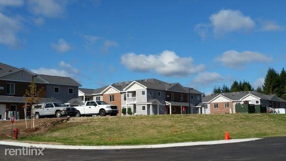 Brookside Commons Apartments 4155 Sprucewood Drive, Traverse City, MI
