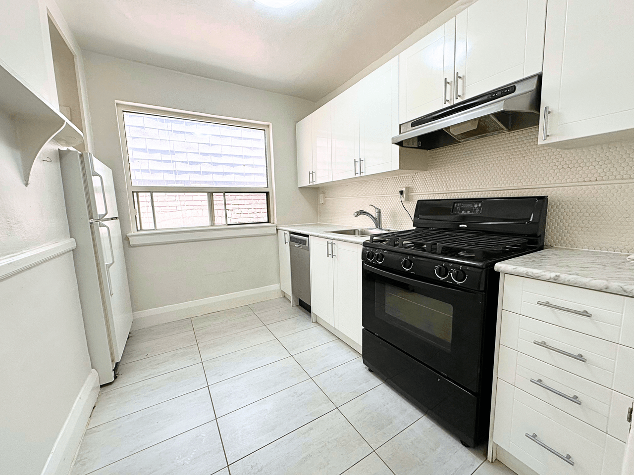 147 Vaughan Road Apartments 147 Vaughan Rd, Toronto, ON M6C 2L9 Zumper