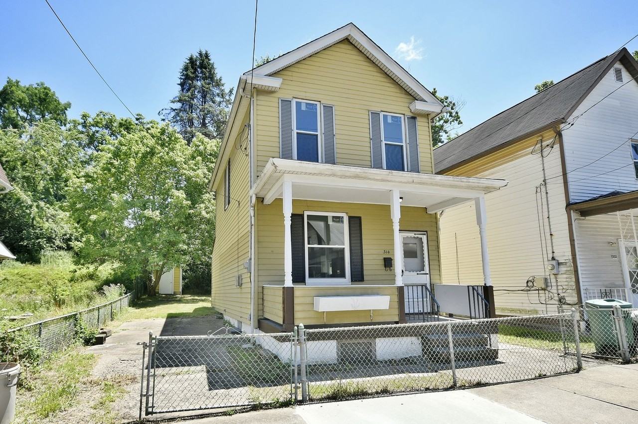 314 N Holland Ave, North Braddock, PA 15104 2 Bedroom Apartment for