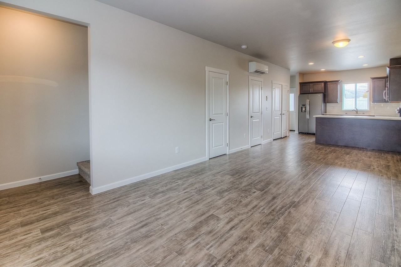 Ahtanum Crossing 2404 Apartments 2404 Woolsey Rd, Yakima, WA 98903