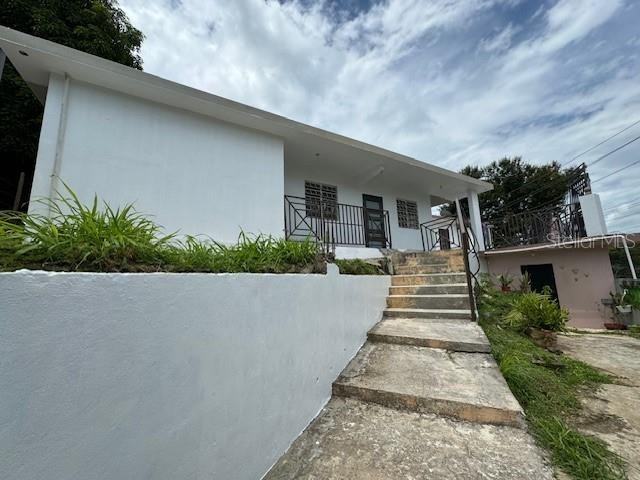 617 BO ENSANCHE, Morovis, PR 00687 4 Bedroom House for 1,000/month