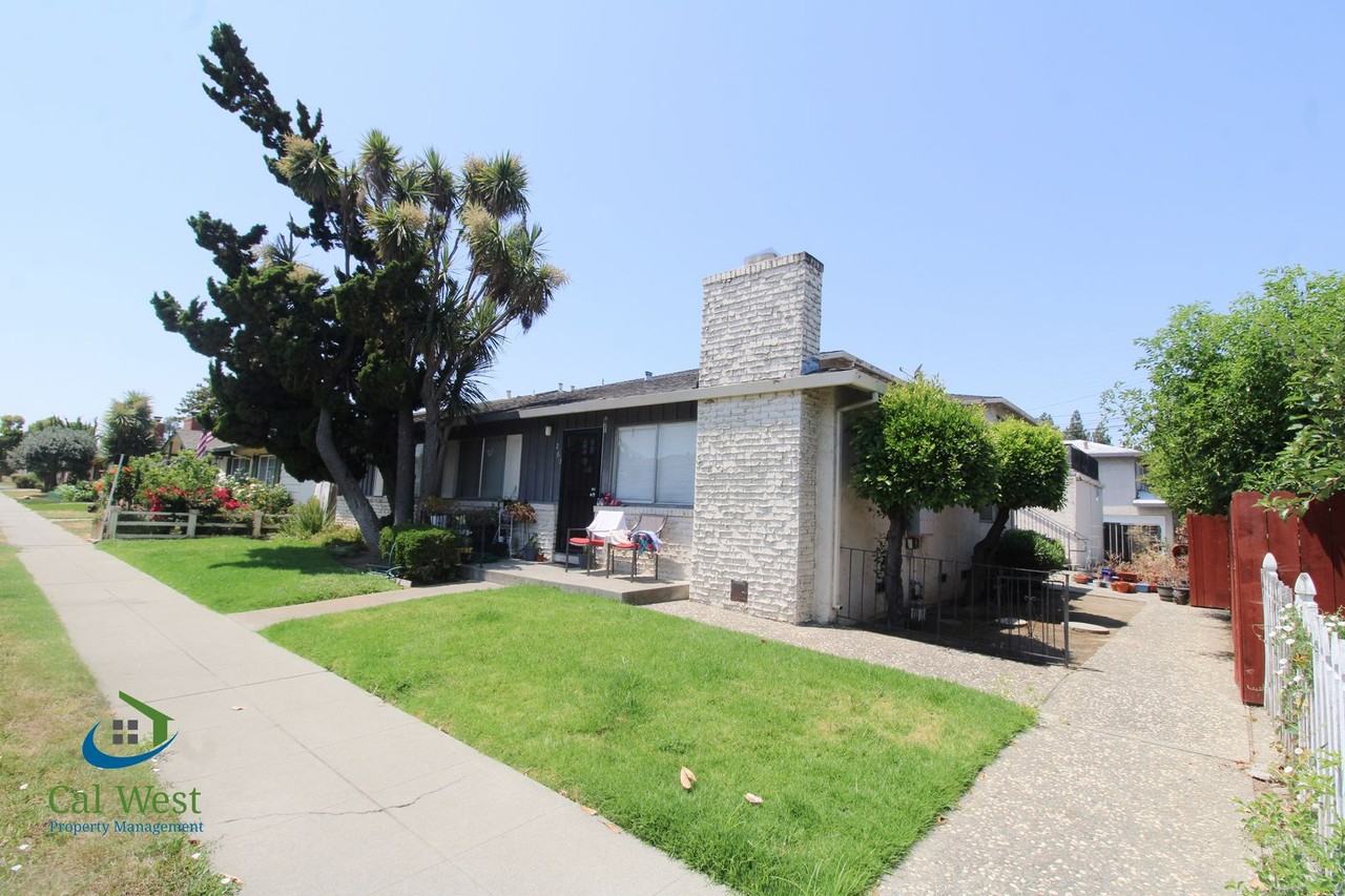 M 1317 267 GREENDALE Rent Control Apartments 267 M 267