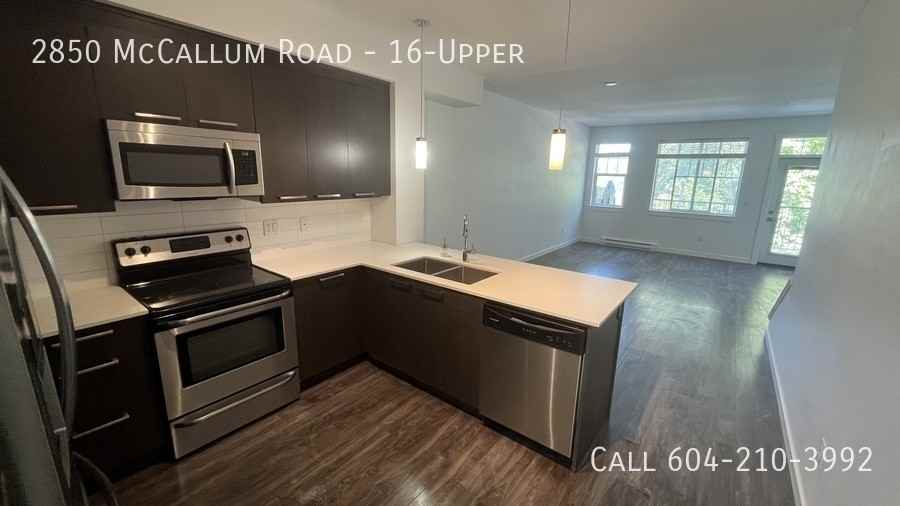 2850 Mccallum Rd 16UPPER, Abbotsford, BC V2S 3R3 3 Bedroom House for