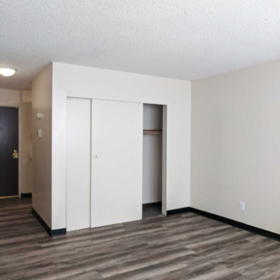 Phalen Village Apartments 1505 Westminster St, St. Paul, MN 55130