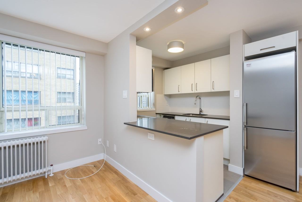 77 Spencer Avenue Apartments 77 Spencer Ave, Toronto, ON M6K 2K4 Zumper