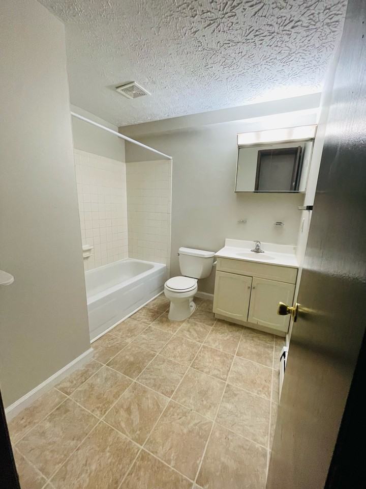 Pioneer Trail Apartments Pioneer Trl, Sandusky, OH 44870 Zumper