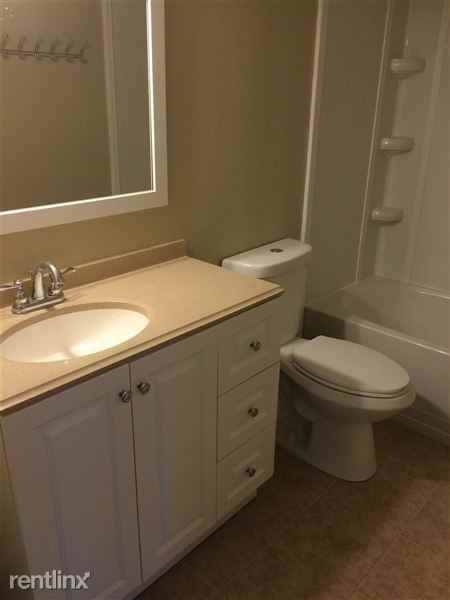 Treasure hills townhomes condominiums Apartments 2402 N Ed Carey Dr