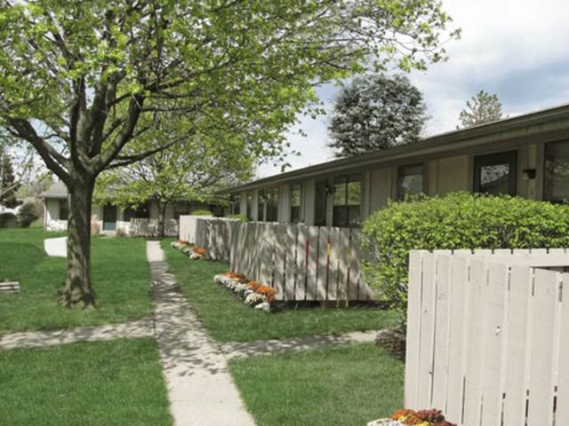 Dover Place Apartments 34850 Lakeshore Blvd, Eastlake, OH 44095 Zumper