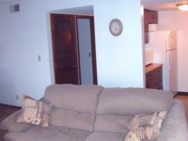 Cedarwood Apartments 118 1st St E, Stewartville, MN 55976 Zumper