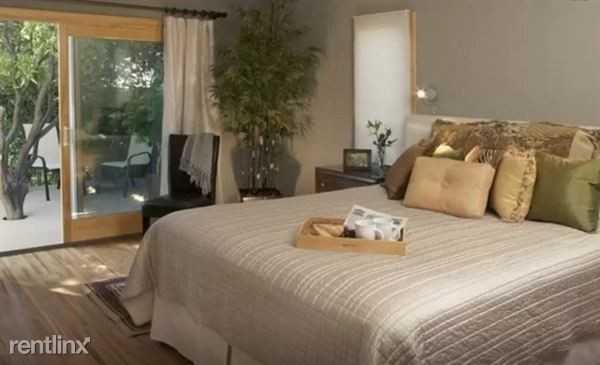 Ocean Park Blvd and 34th St Apartments Ocean Park Blvd, Santa Monica