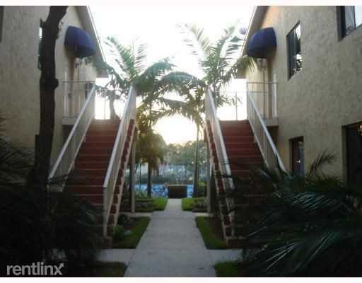 10th/Sherwood Apartments in Greenacres, FL 33463 Zumper