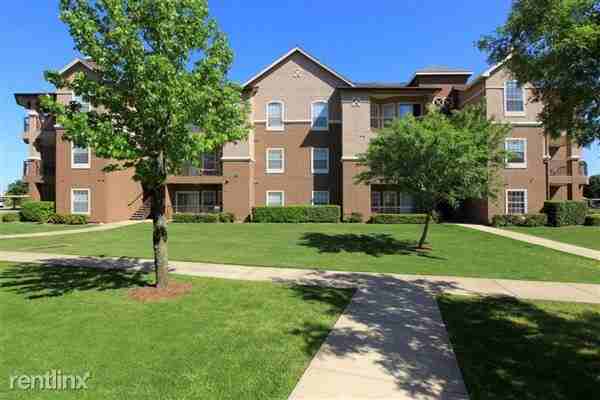 Union Hebron Apartments Union Station Parkway, Lewisville, TX 75057