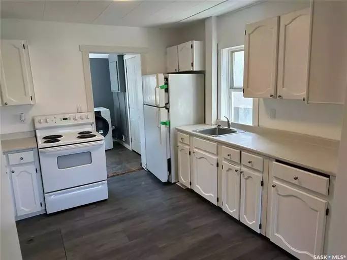 1117 Edgar St, Regina, SK S4N 3J6 2 Bedroom House for 1,300/month Zumper