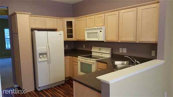 2132 Knotty Pine Trl Apartments in Howell, MI 48855 Zumper