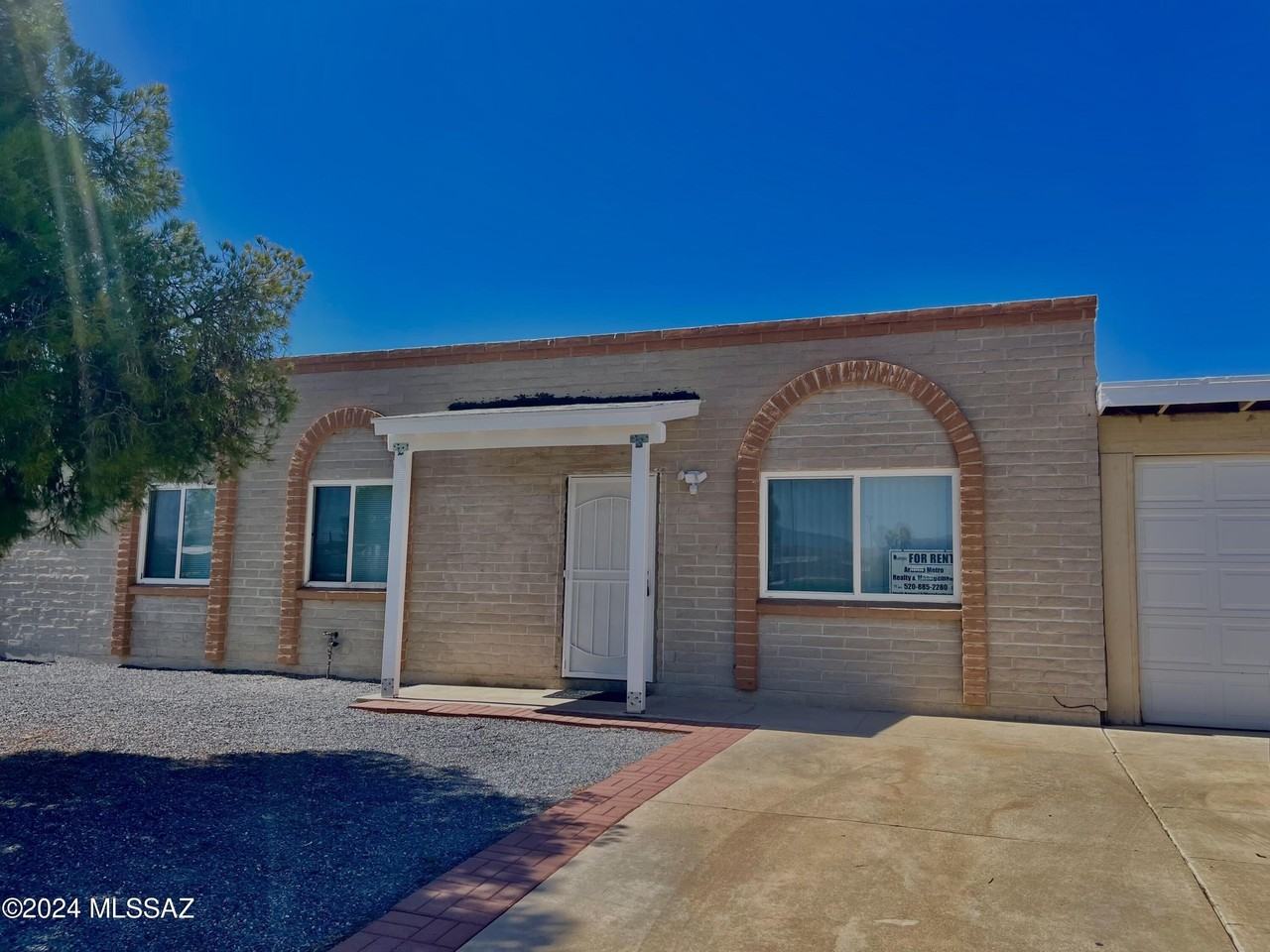 3640 S Jessica Ave, Tucson, AZ 85730 3 Bedroom House for 1,495/month