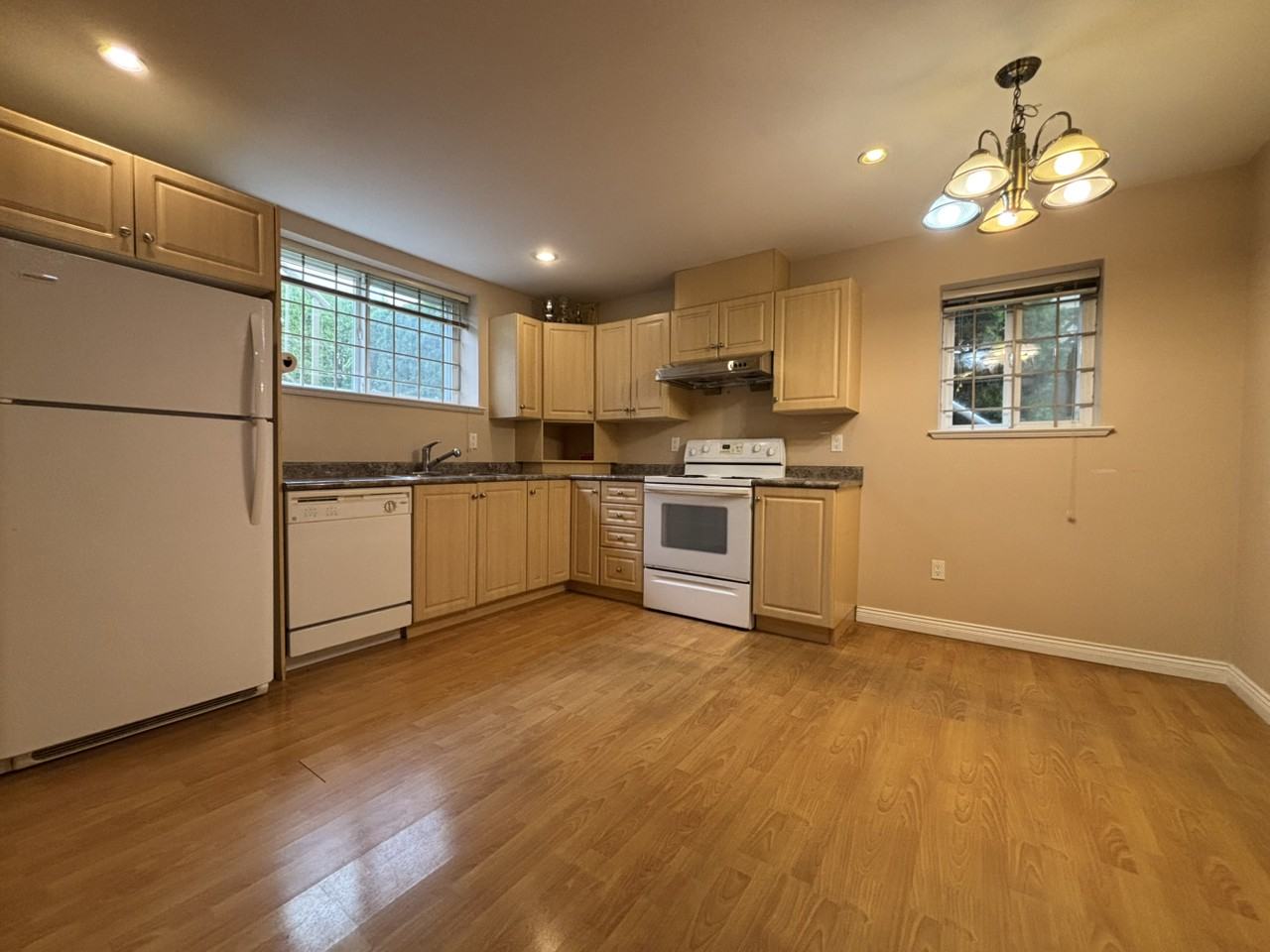 2885 Malibu Court, Coquitlam, BC V3B 8G1, CAN 2 bedroom House Rental