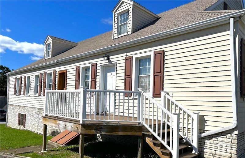 327 Rockdale Rd, Follansbee, WV 26037 2 Bedroom Apartment for 750