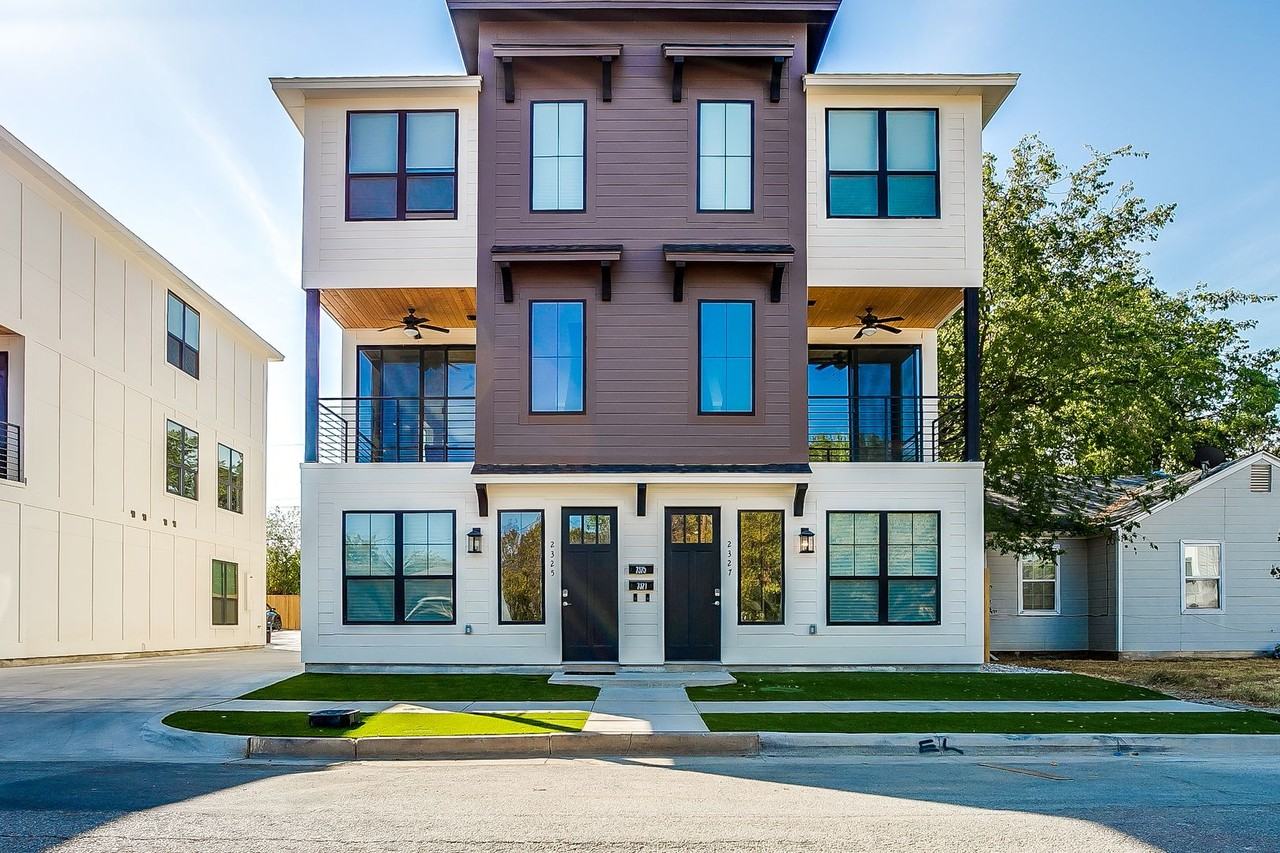 Benbrook 2327 Apartments 2327 Benbrook Blvd, Fort Worth, TX 76110