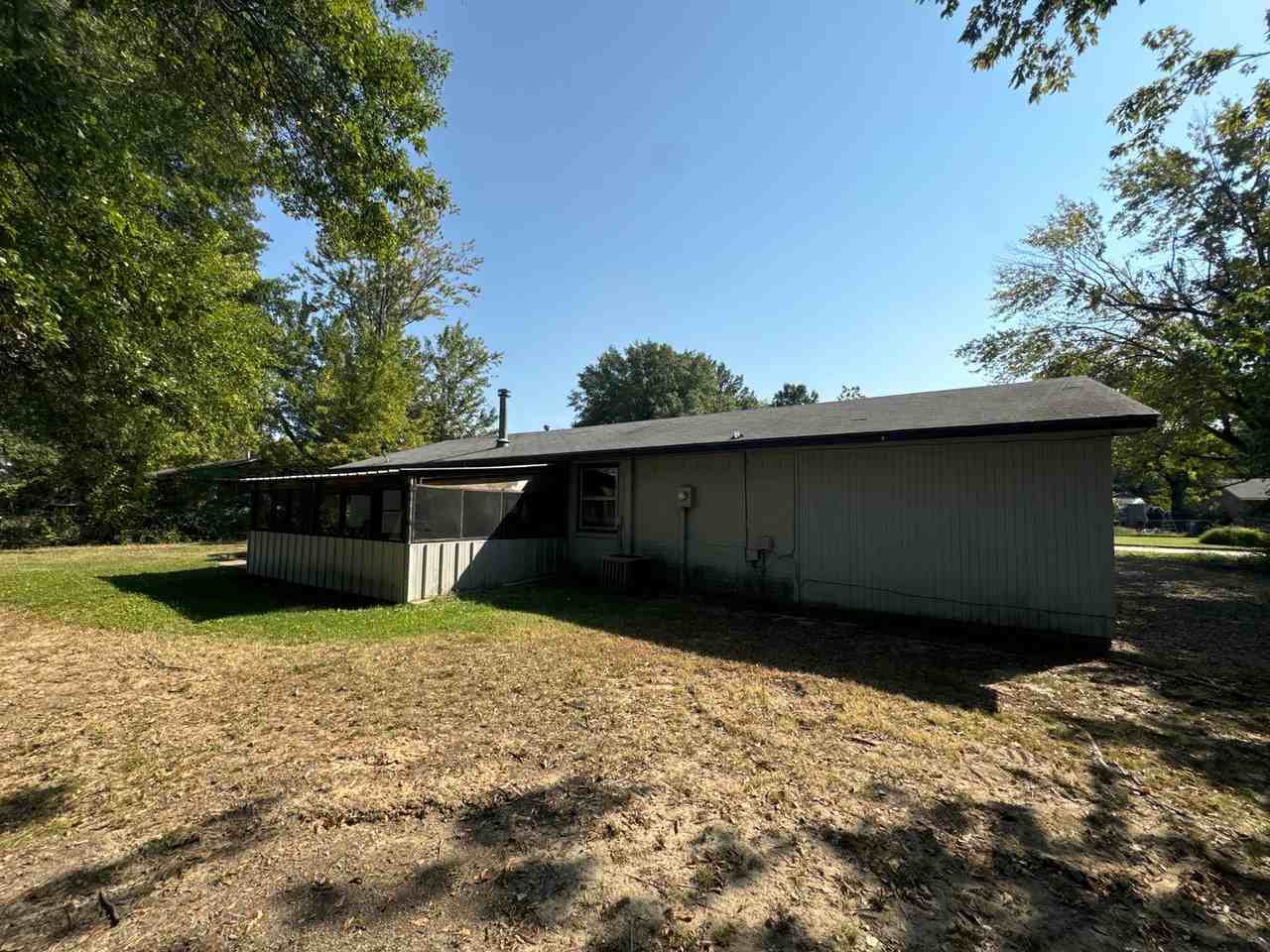 1005 Se 10th St, Muldrow, OK 74948 3 bedroom House Rental Zumper