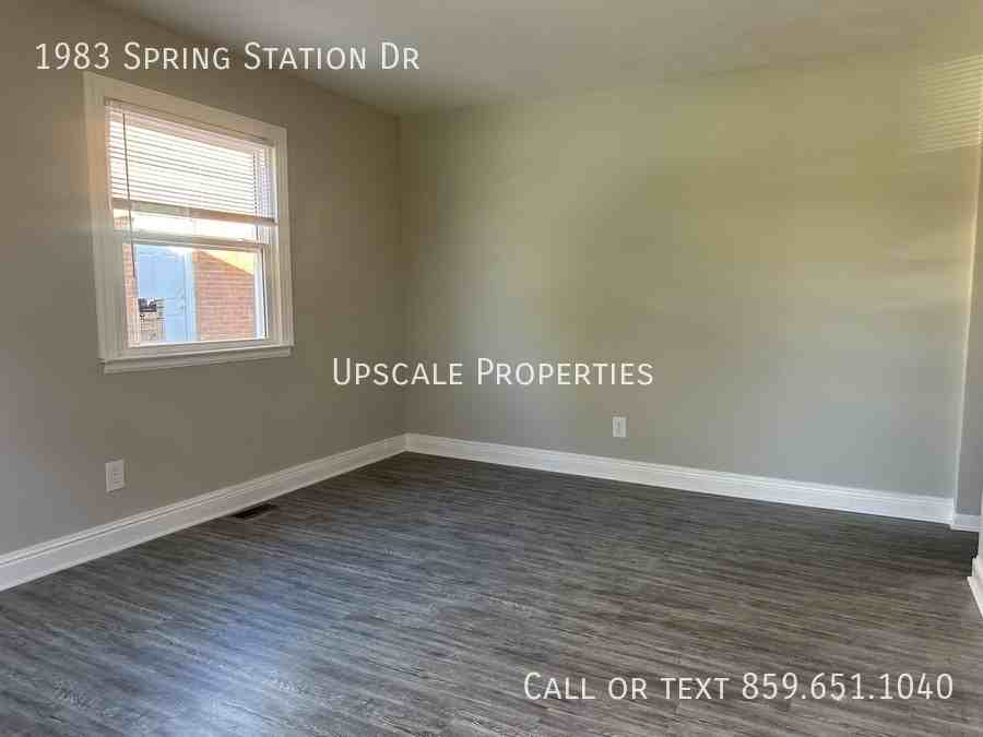 1983 Spring Station Dr, Lexington, KY 40505 2 Bedroom Apartment for