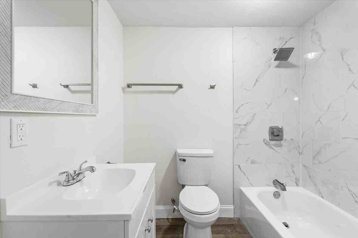 16929 Huntsville Brownsferry Rd, Athens, AL 35611 4 bedroom House