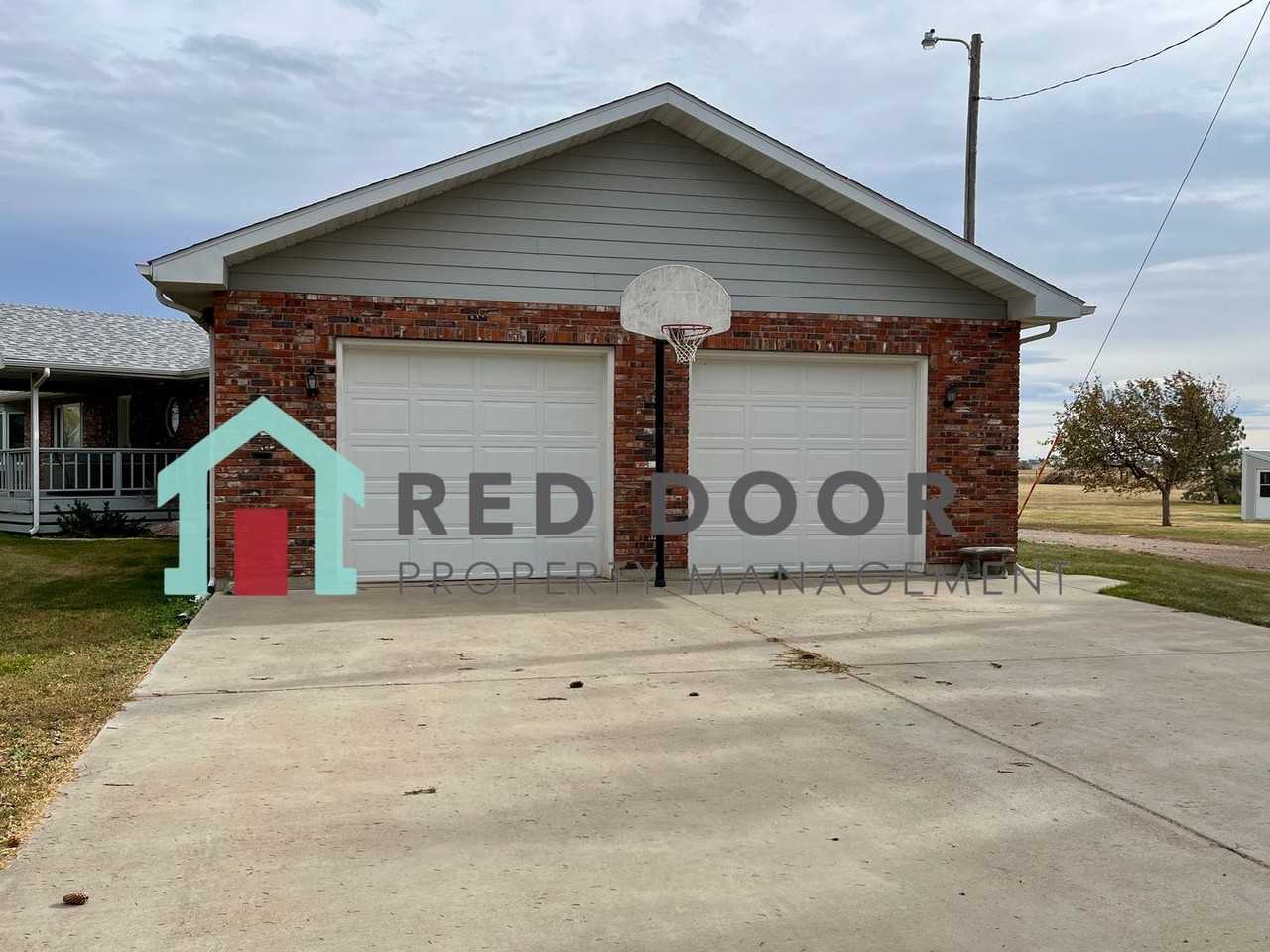 940 3rd Rd Ne, Fairfield, MT 59436 4 bedroom House Rental Zumper