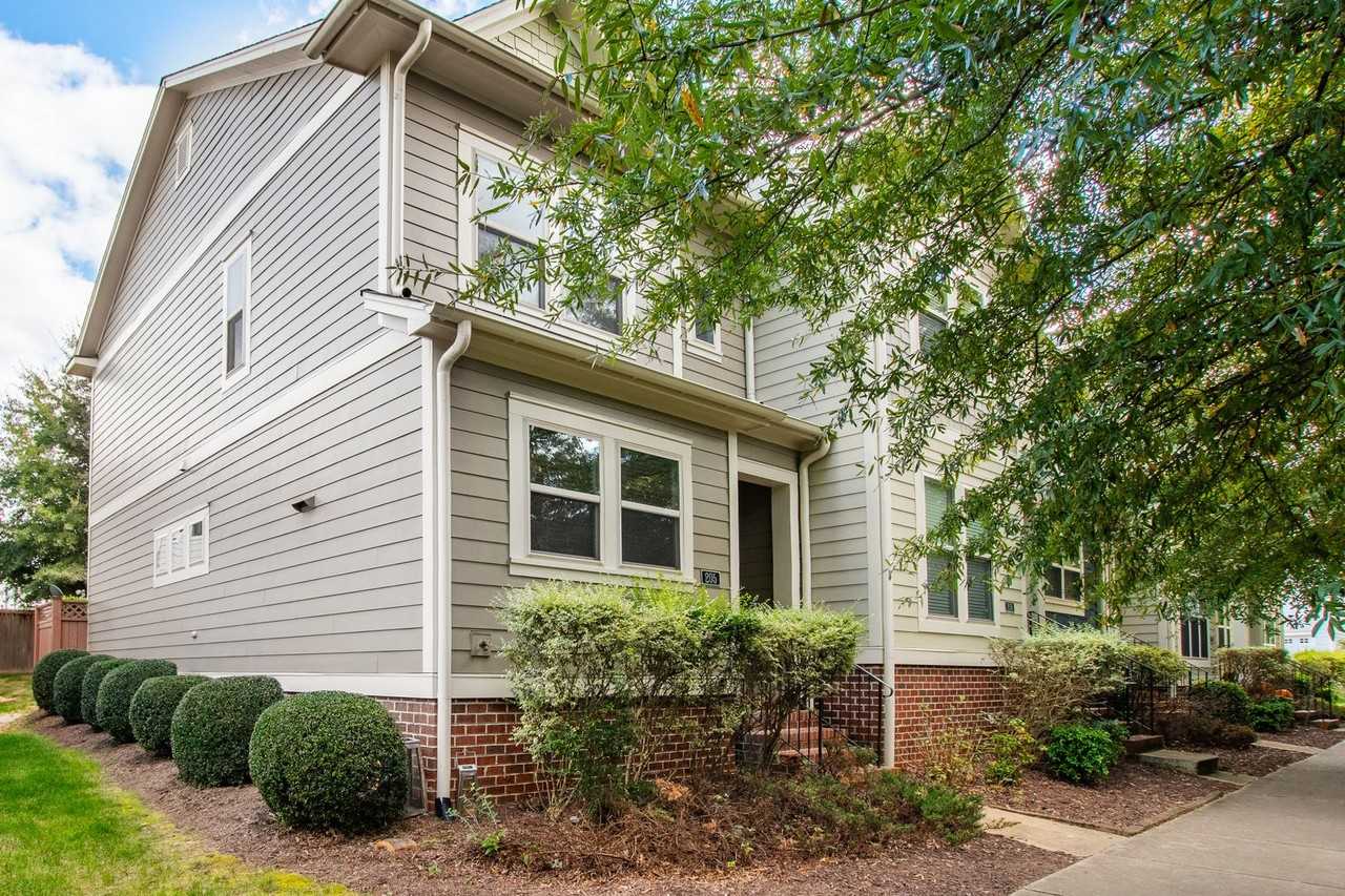 205 S Camellia St, Chapel Hill, NC 27516 2 Bedroom House for 1,950
