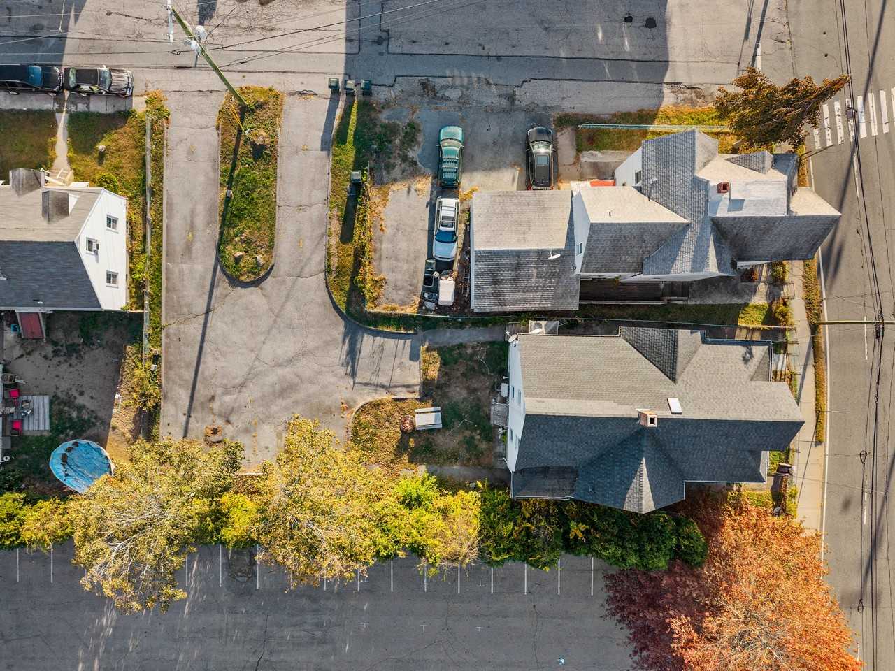 912 Bank Street, New London, CT 06320 3 Bedroom Apartment for 1,800