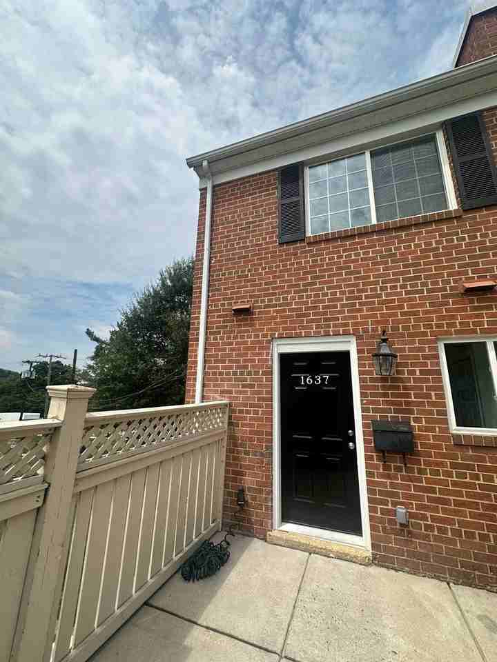 1637 N Van Dorn St, Alexandria, VA 22304 2 bedroom House Rental Zumper
