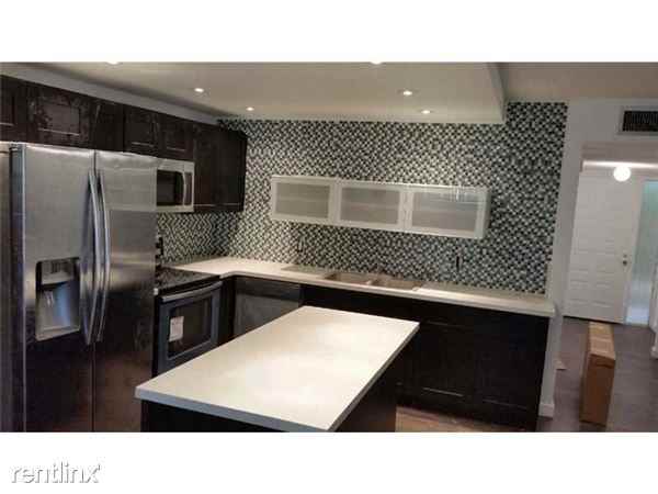 8040 Hampton Blvd Apartments in The Hamptons Of North Lauderdale, North