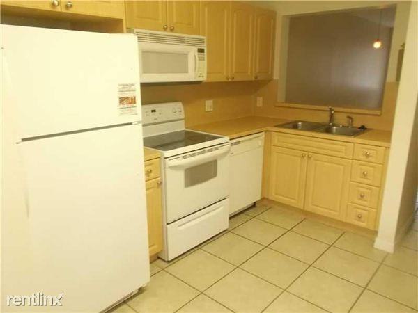 cove at french villas Apartments 7900 NW 6th St, Pembroke Pines, FL