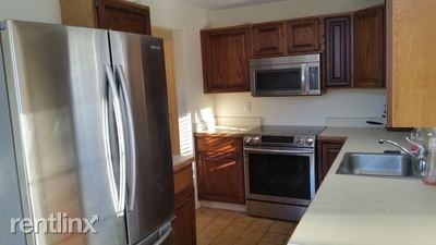 Indian Brook Condominiums Apartments 12 Doyle Ln, Hopkinton, MA 01748