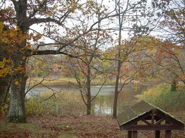 Mill Pond Village Condominiums Apartments CT145, Westbrook, CT 06498