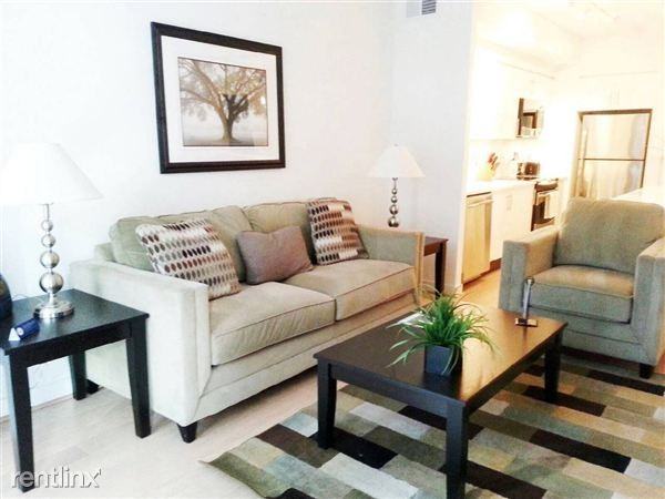 New York Ave NW & 10th St NW Apartments New York Ave NW, Washington