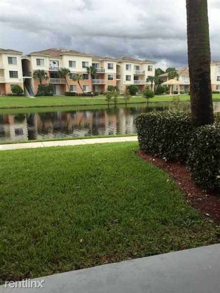 Fiore At The Gardens Condo Apartments 6104 Myrtlewood Cir W, Palm