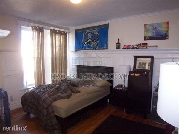 Gibbs Street and Thiorndike Street Apartments Thorndike St, Brookline